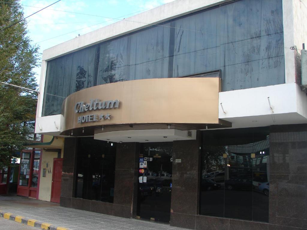 Cheltum Hotel Трелью Екстер'єр фото